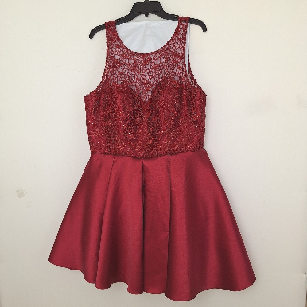 Whimsigoth Dress Lace Plus Size 2XL Prom Homecoming Formal Satin Elizabeth K GLS